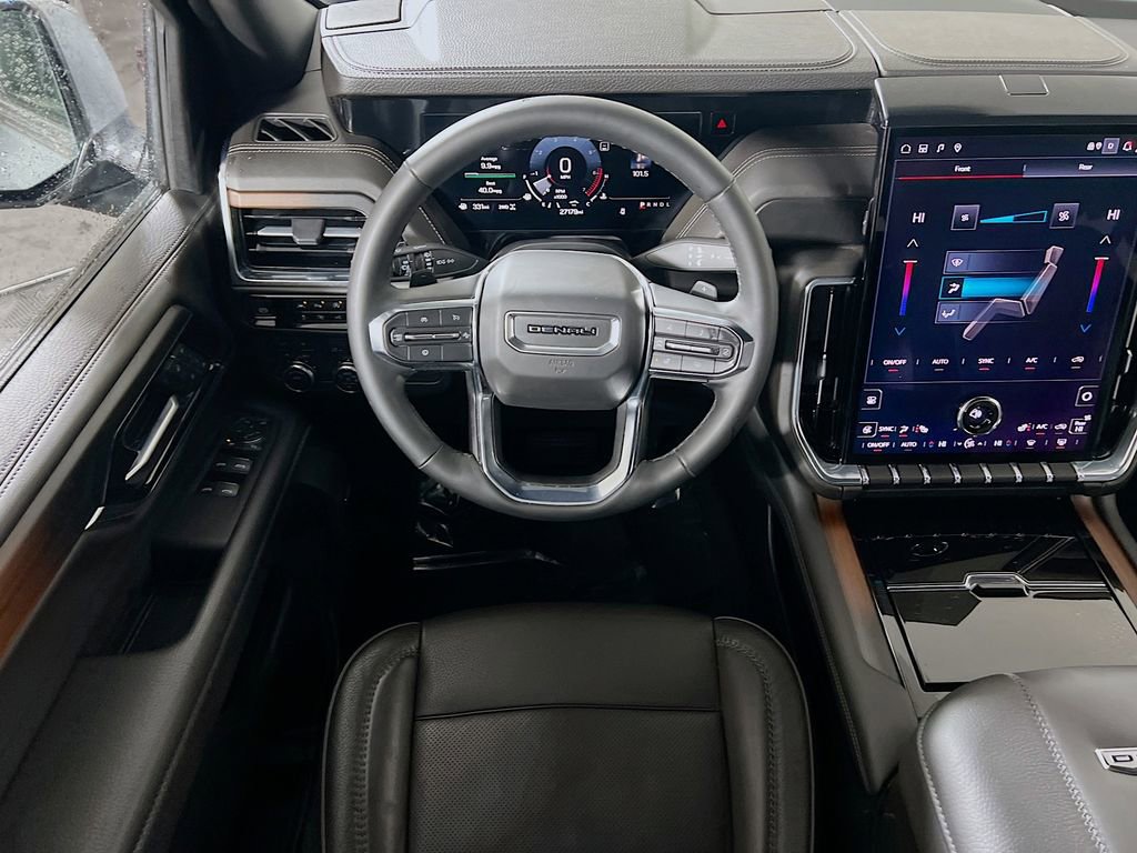 Used 2025 GMC Yukon XL Denali image 18