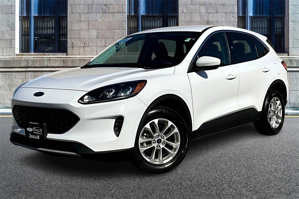 Certified 2021 Ford Escape SE image 2