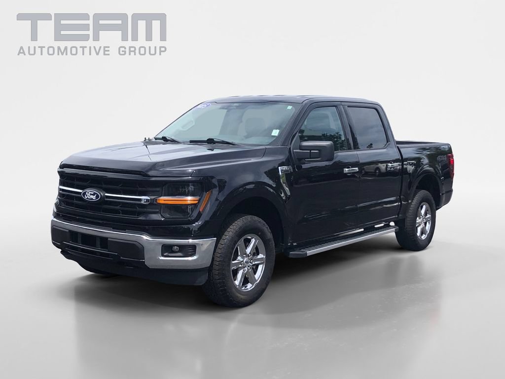 Used 2025 Ford F150 XLT w/ Equipment Group 301A Standard AWD/4WD image 3