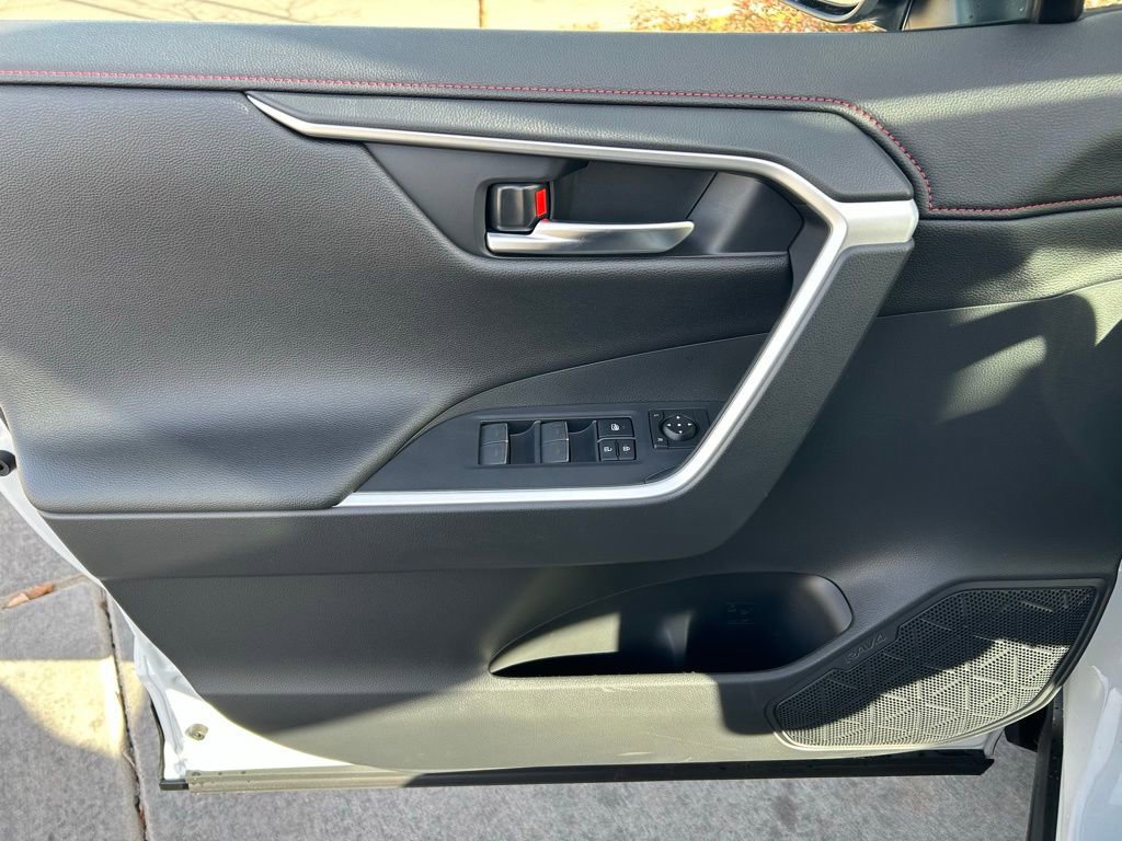 Used 2025 Toyota RAV4 XSE w/ Weather Package image 10
