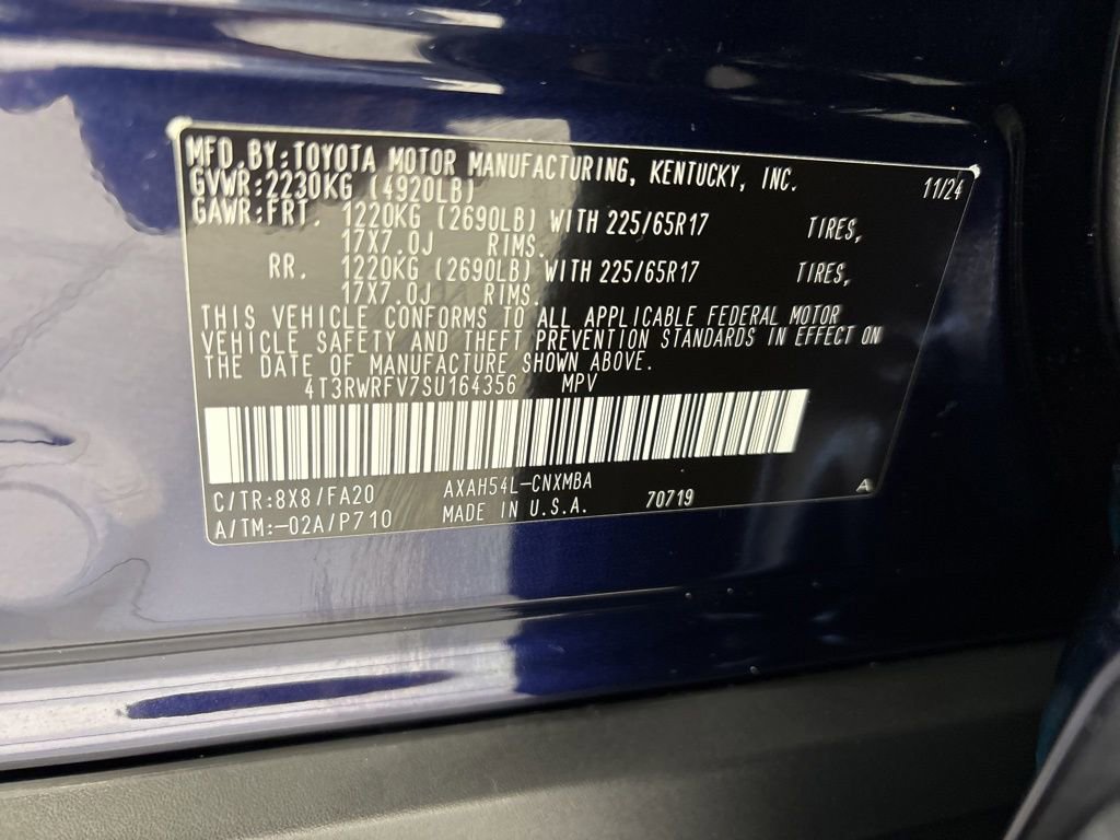 Used 2025 Toyota RAV4 XLE image 11