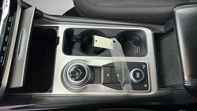 Used 2021 Ford Explorer XLT image 15