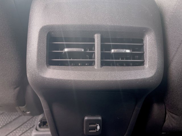 Used 2024 Chevrolet Equinox LT w/ LPO, Floor Liner Package FWD image 21