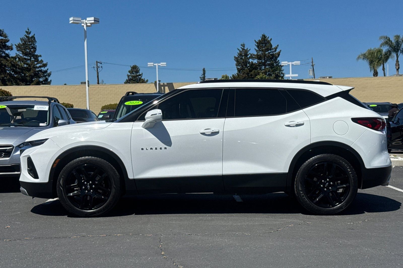 Used 2019 Chevrolet Blazer LT w/ Sun and Wheels Package AWD/4WD image 8
