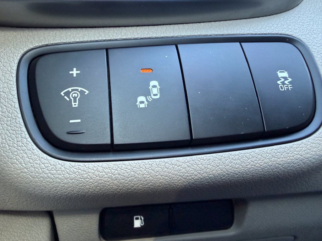 Used 2019 Kia Sorento FWD V6 image 26