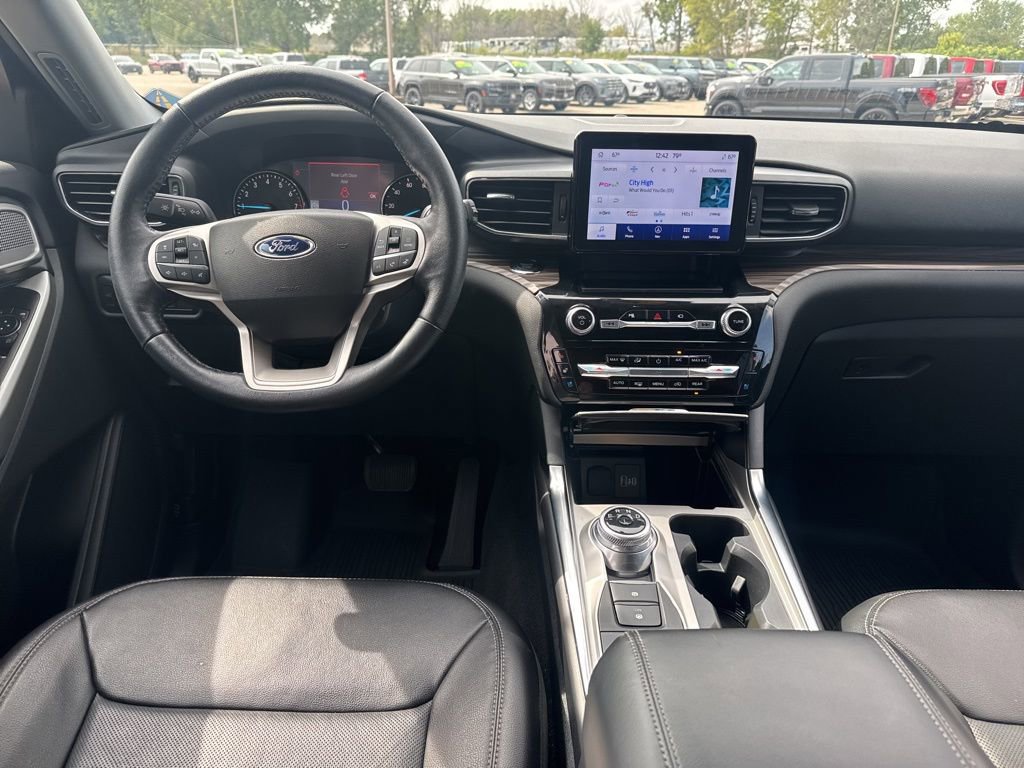 Used 2022 Ford Explorer Limited w/ Class IV Trailer Tow Package image 6