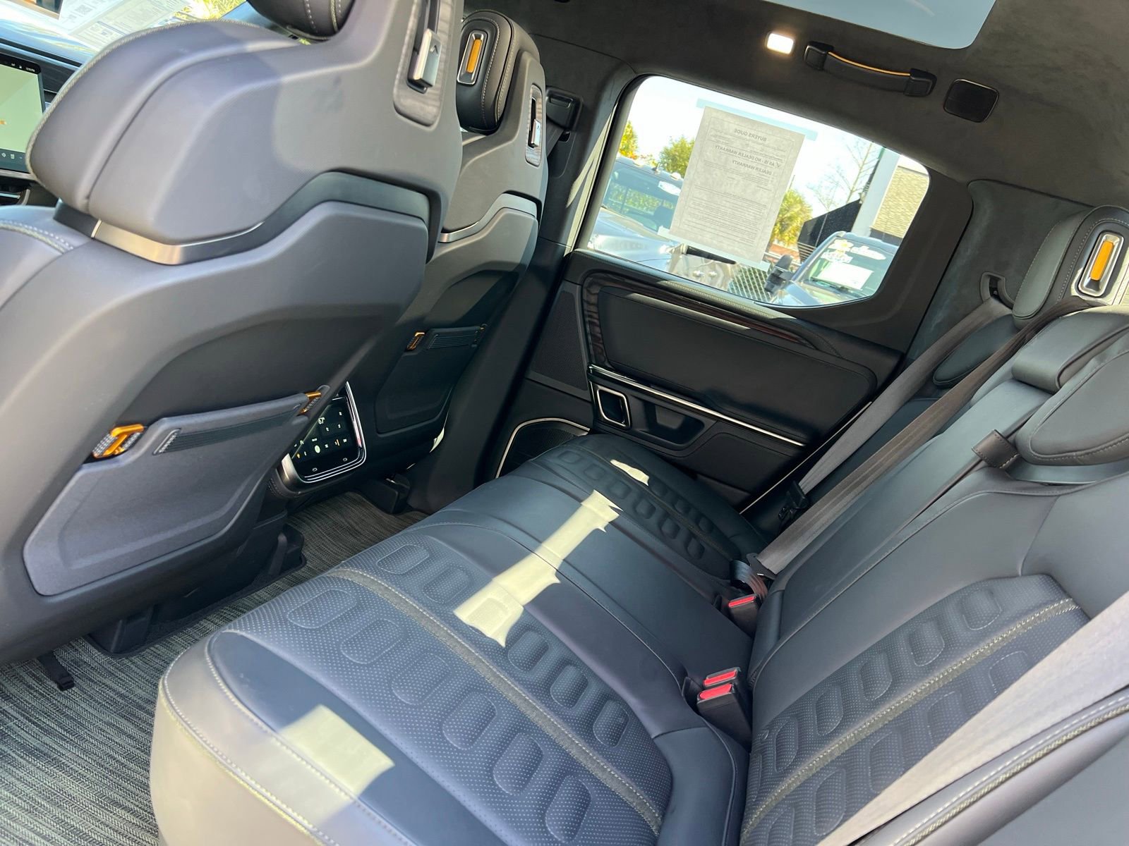 Used 2022 Rivian R1T Adventure image 41