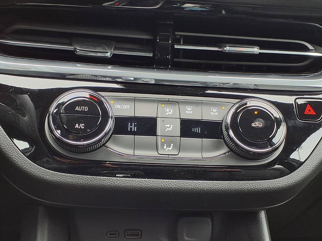 New 2026 Buick Envista Sport Touring w/ Advanced Safety Package image 5