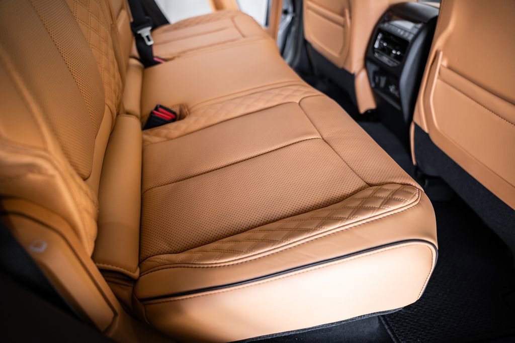 New 2025 Jeep Grand Cherokee Summit image 34