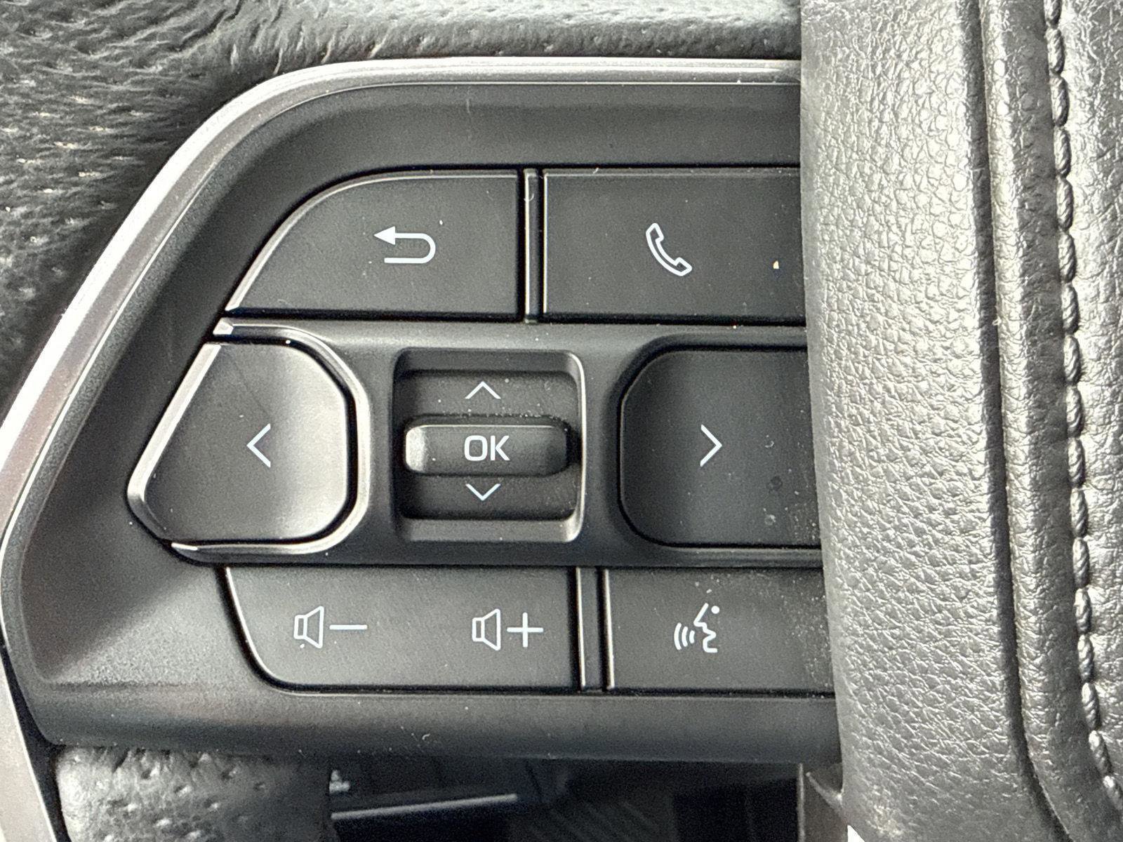 Used 2025 Toyota Tundra 1794 Edition w/ TRD Off-Road Package image 19