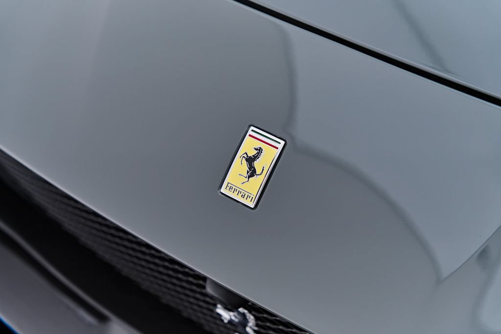 Used 2023 Ferrari 812 GTS RWD image 43