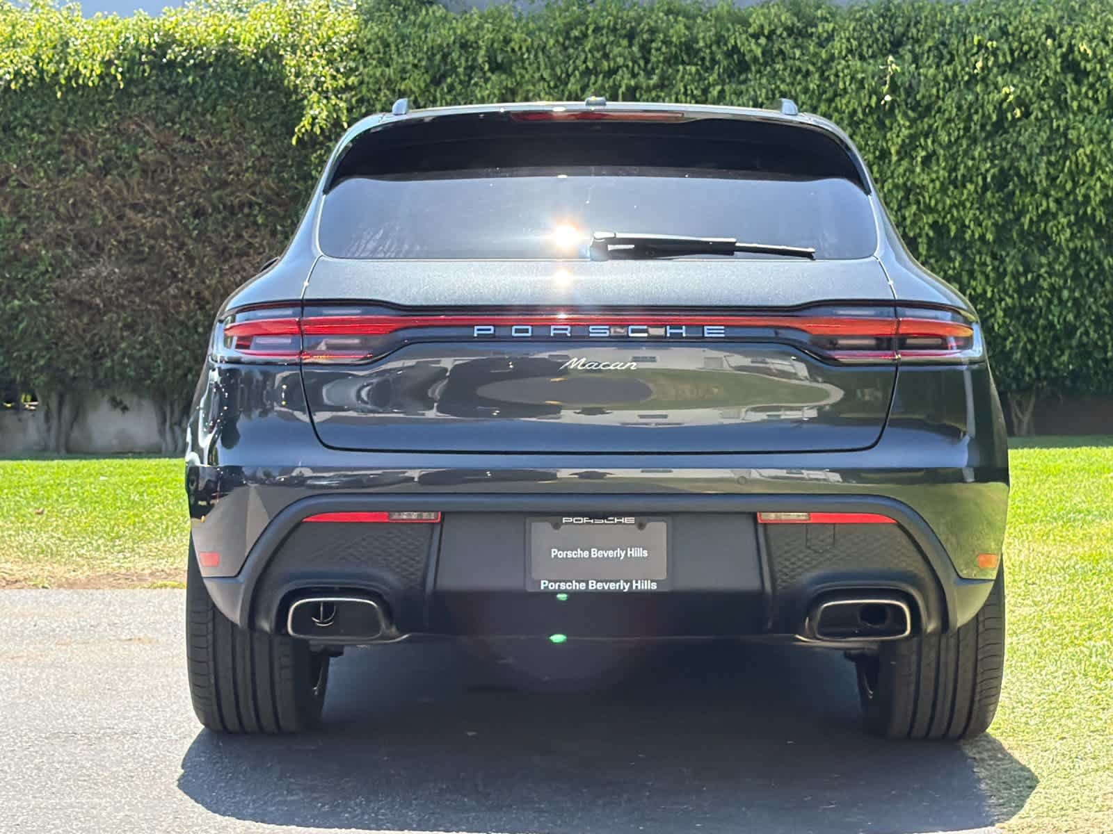 New 2026 Porsche Macan AWD/4WD image 7