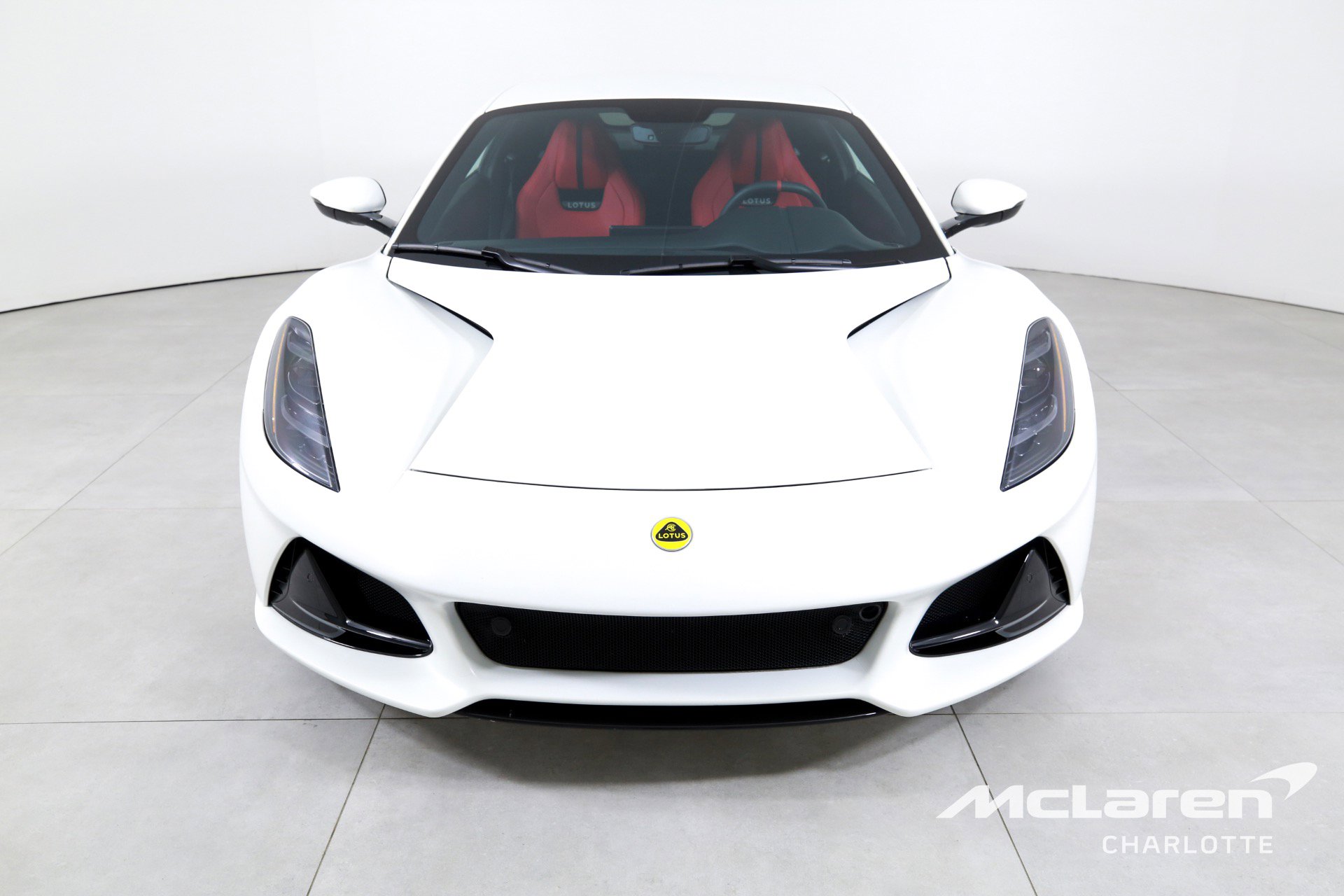 Used 2024 Lotus Emira First Edition image 4