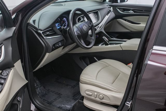 Certified 2018 Buick Enclave Essence FWD image 6