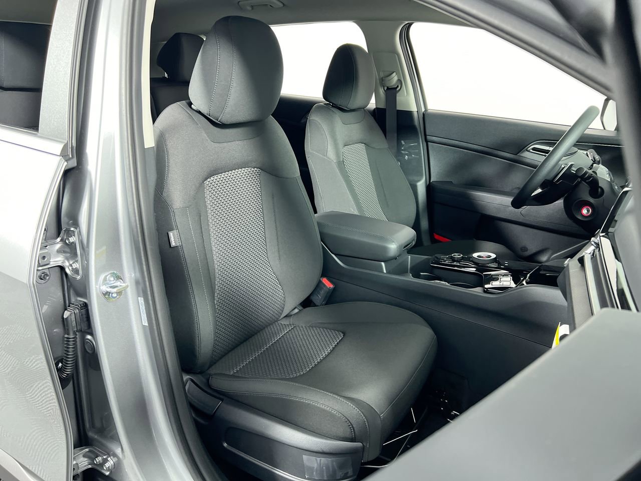 New 2026 Kia Sportage LX image 29