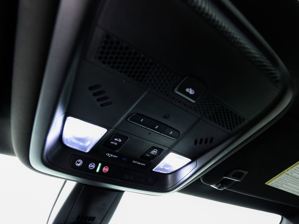 Used 2022 Cadillac XT6 Premium Luxury w/ Technology Package image 37