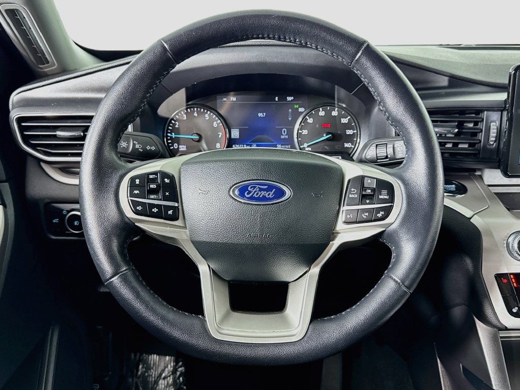 Used 2023 Ford Explorer XLT w/ Equipment Group 202A AWD/4WD image 22