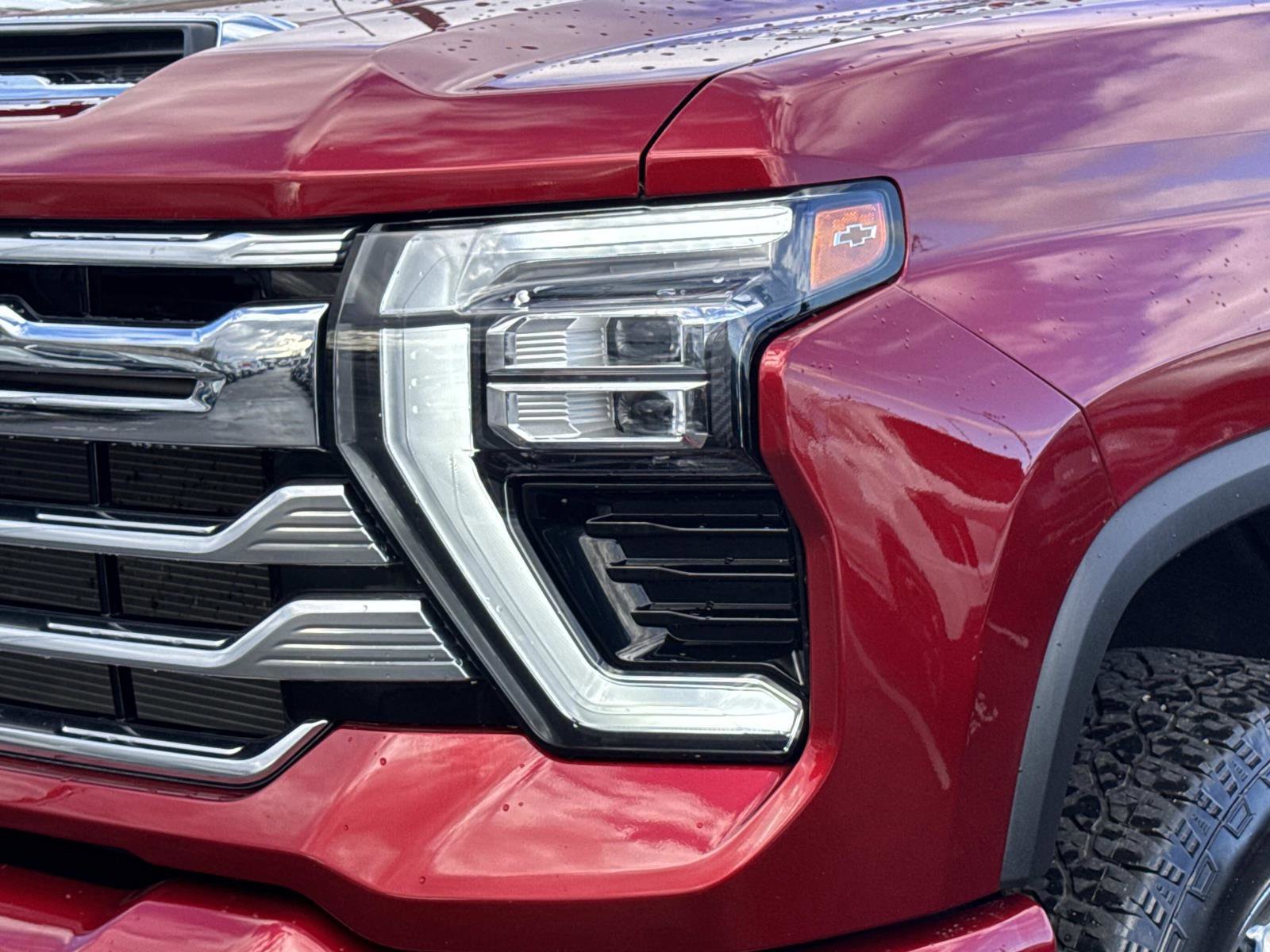 Used 2024 Chevrolet Silverado 2500 High Country w/ High Country Premium Package image 27