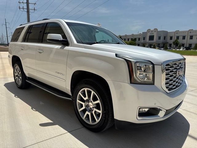 Used 2019 GMC Yukon Denali w/ Enhanced Security Package AWD/4WD image 3