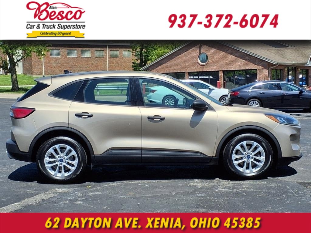 Used 2020 Ford Escape S image 2