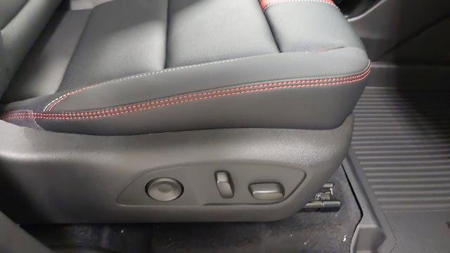 New 2026 Chevrolet Traverse RS w/ LPO, Floor Liner Package image 28