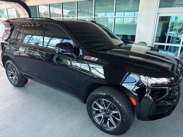 Used 2022 Chevrolet Tahoe Z71 w/ Z71 Off-Road Package AWD/4WD image 5