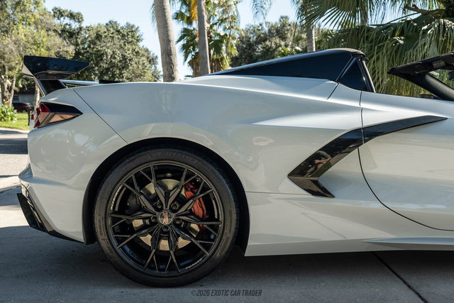 Used 2023 Chevrolet Corvette Stingray Preferred Conv w/ Z51 Performance Package RWD image 10