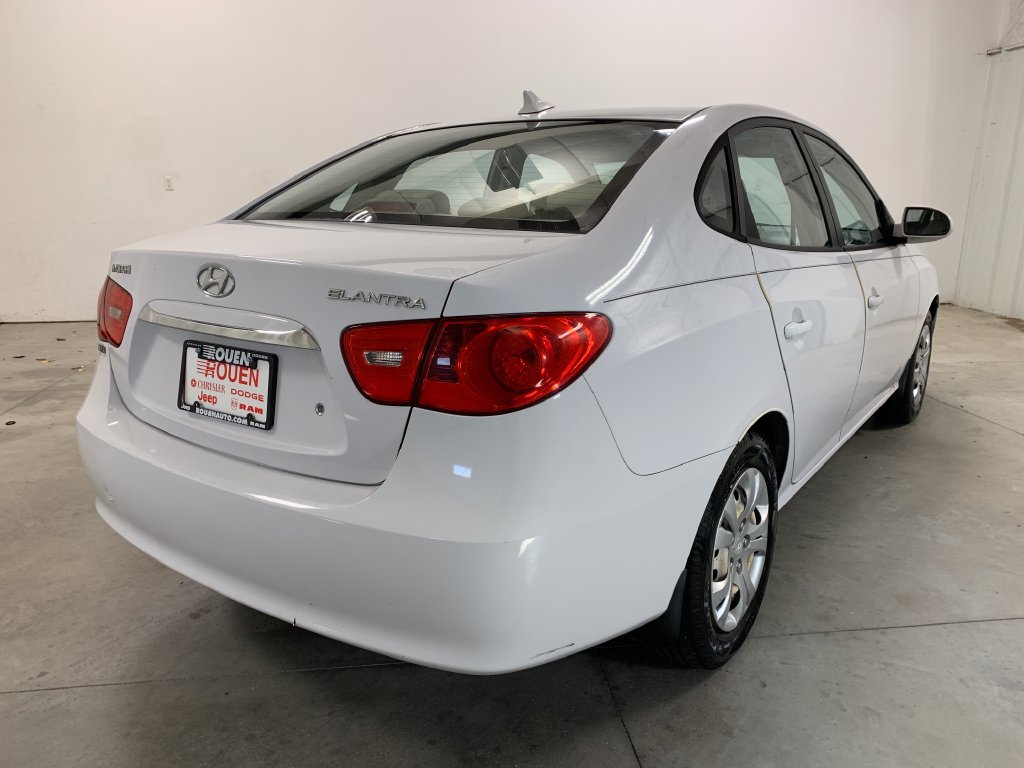 Used 2010 Hyundai Elantra GLS FWD image 8