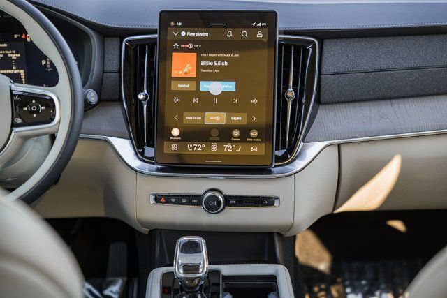 New 2026 Volvo XC90 T8 Ultra w/ Protection Package Premier image 21