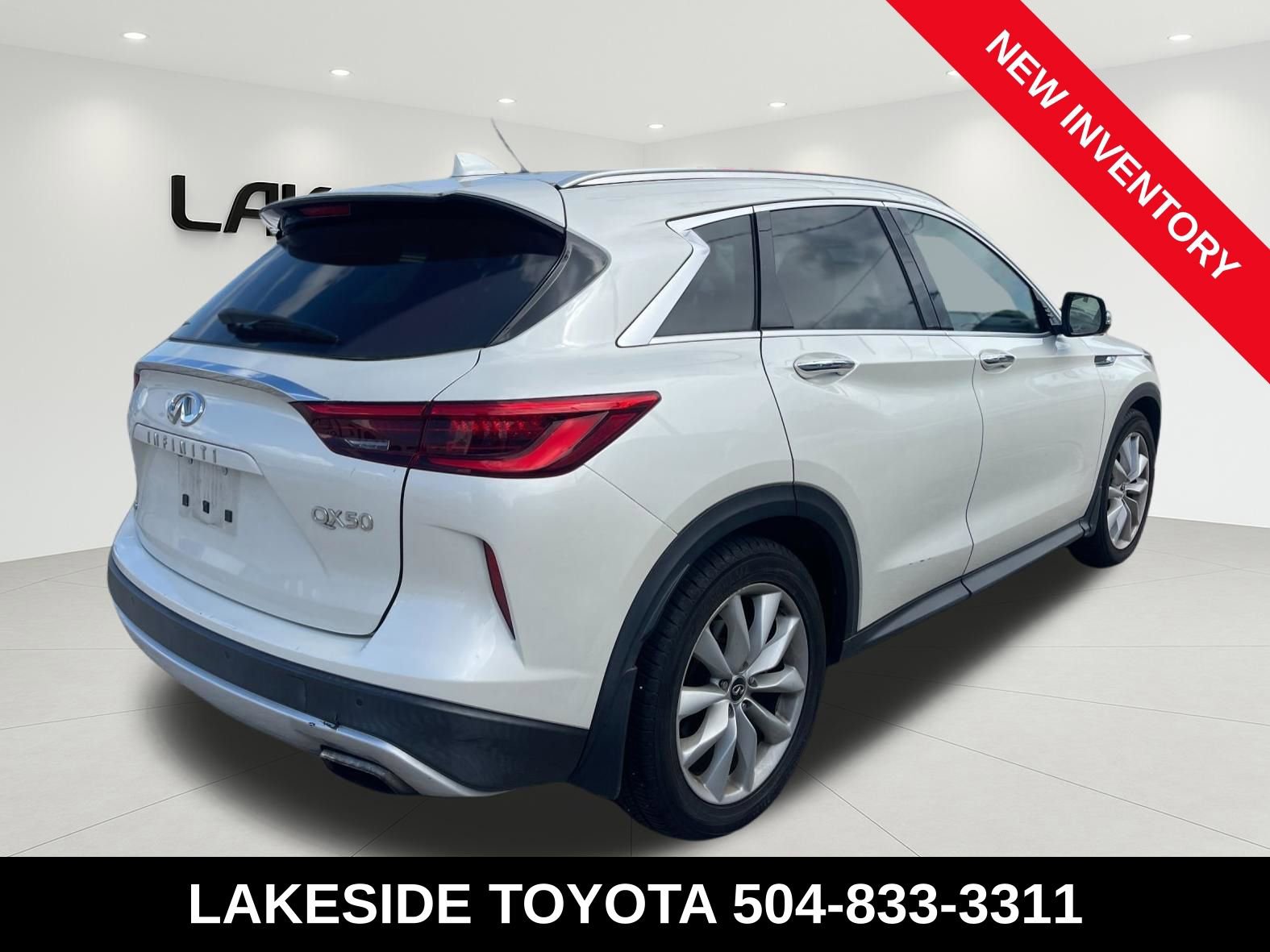 Used 2019 INFINITI QX50 Essential w/ Premium Heat Package image 5