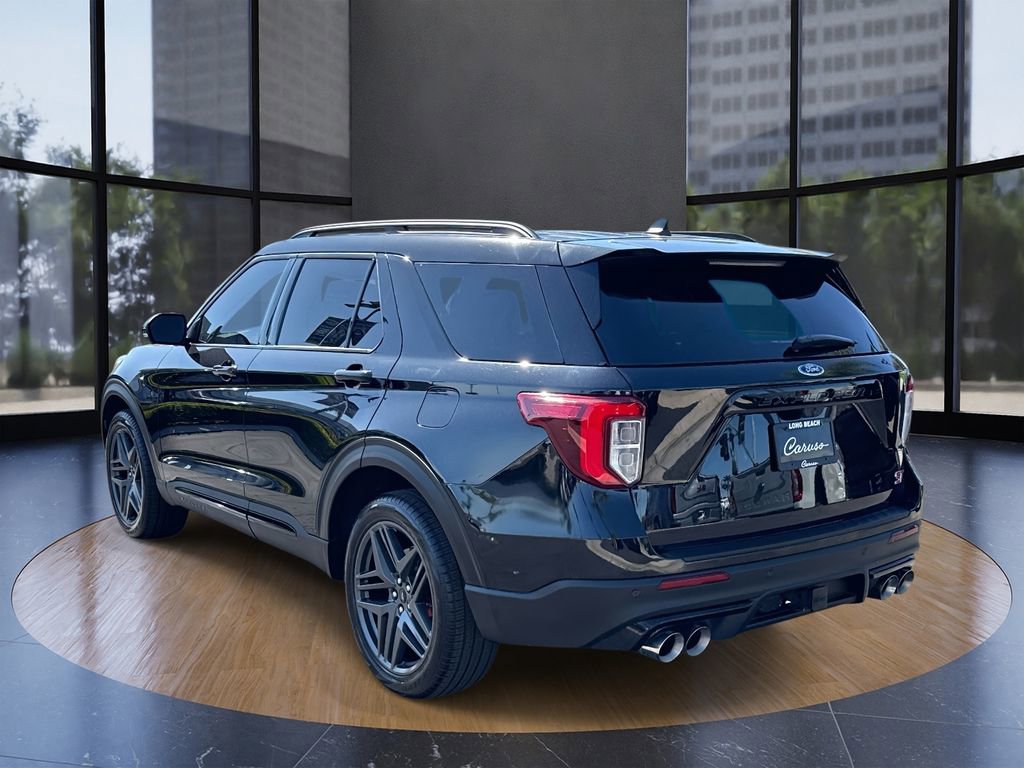 Certified 2023 Ford Explorer ST w/ Equipment Group 401A image 4