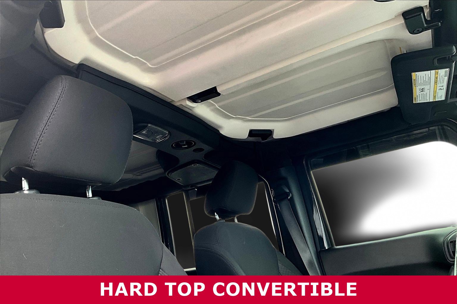 Used 2018 Jeep Wrangler Unlimited Sport w/ Connectivity Group image 27