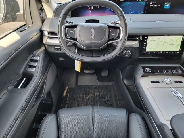 New 2026 Lincoln Navigator Premiere image 31