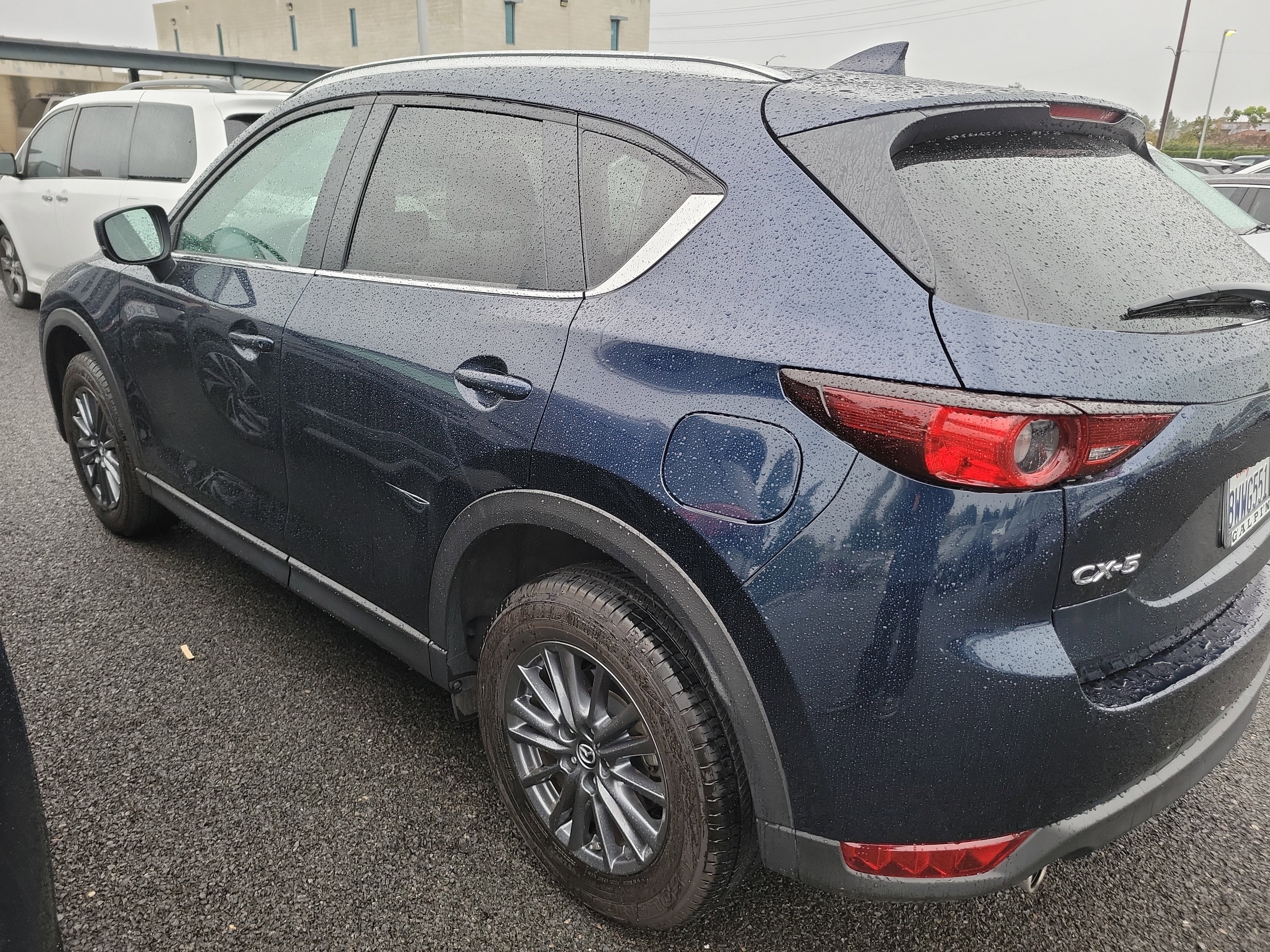 Used 2021 MAZDA CX-5 Touring w/ Touring Preferred SV Package image 4