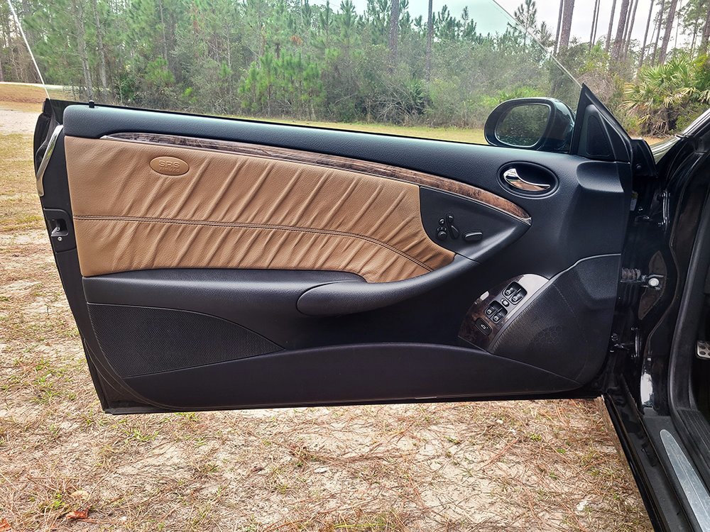 Used 2008 Mercedes-Benz CLK 350 Coupe image 21