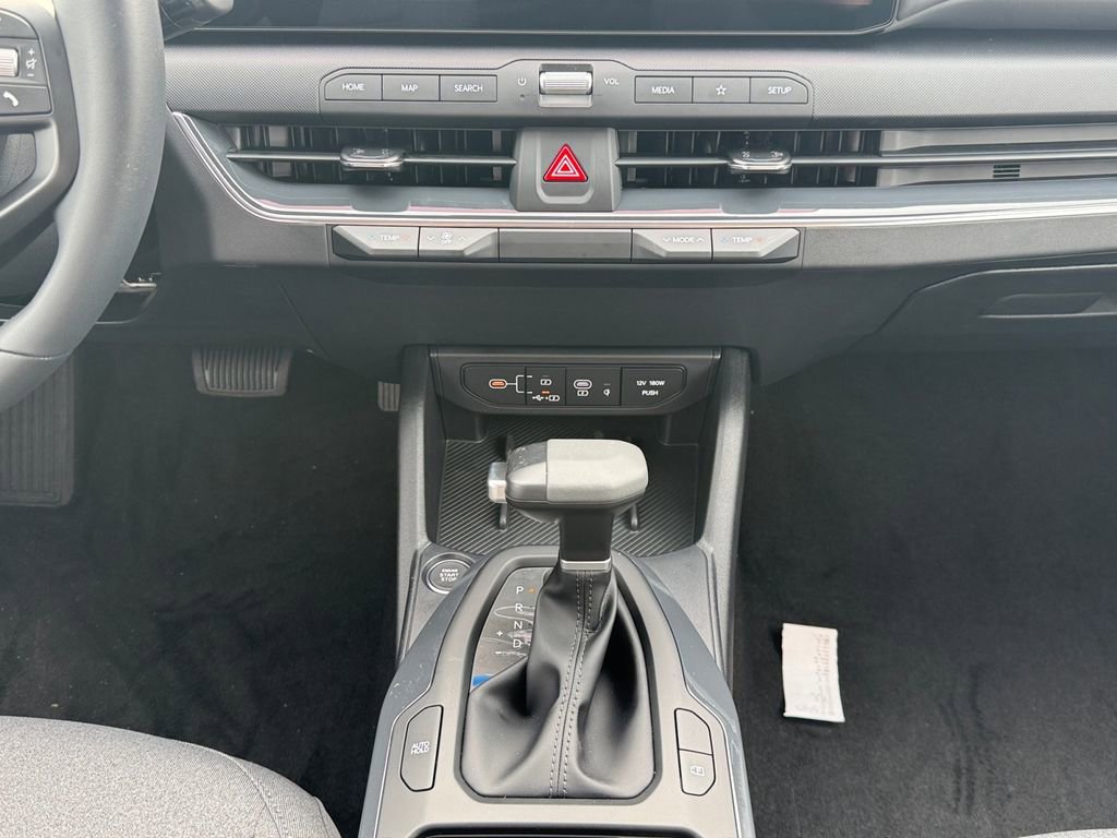 New 2025 Kia K4 GT-Line Turbo FWD image 11