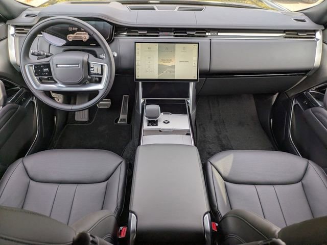 New 2026 Land Rover Range Rover SE image 14
