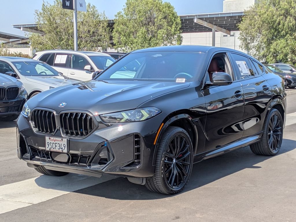 Certified 2025 BMW X6 xDrive40i w/ Premium Package AWD/4WD image 2