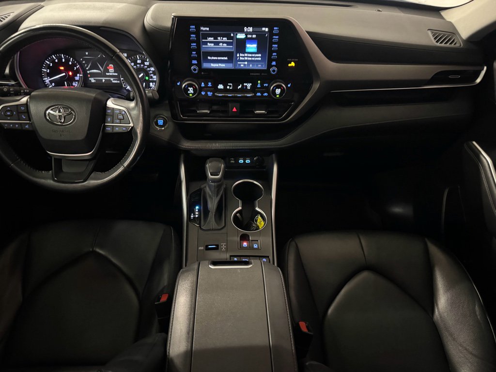 Used 2022 Toyota Highlander XLE image 22