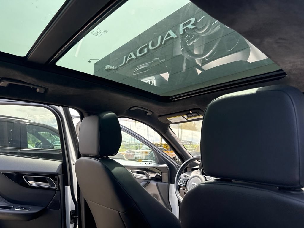 Used 2020 Jaguar F-PACE Premium AWD/4WD image 19