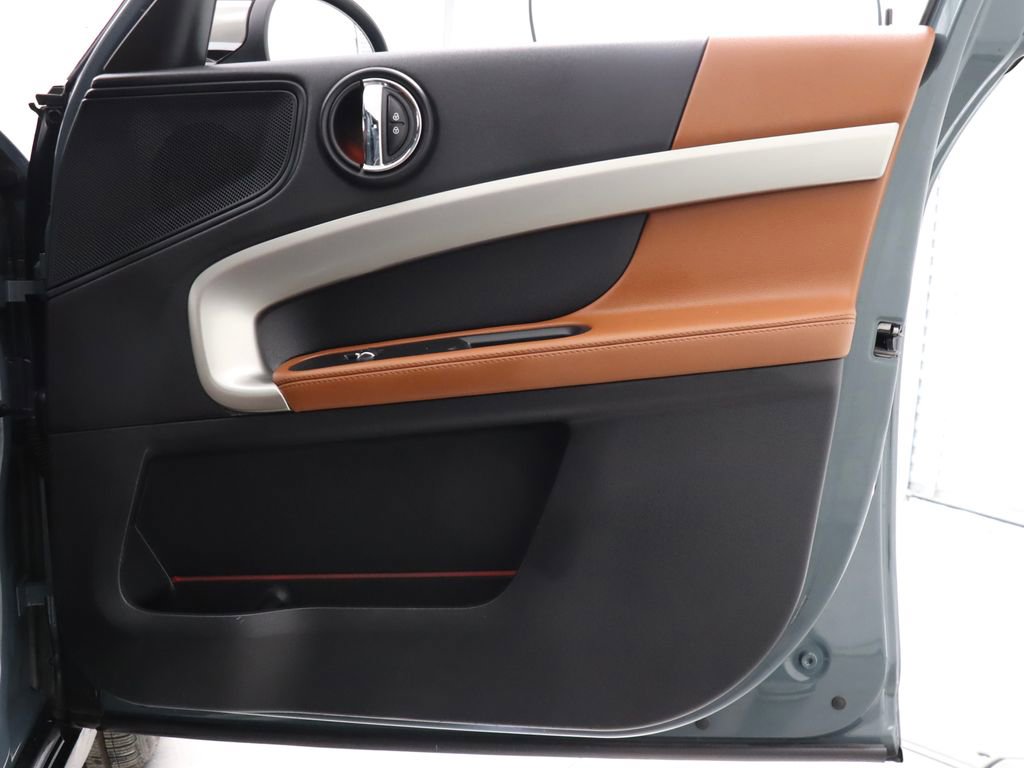 Used 2022 MINI Cooper Countryman S w/ Premium Package image 42