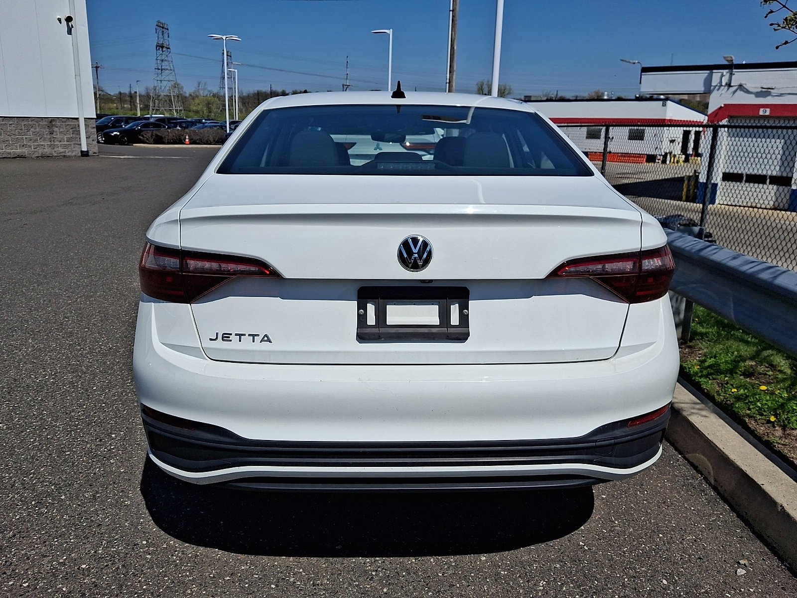 Used 2024 Volkswagen Jetta S image 4