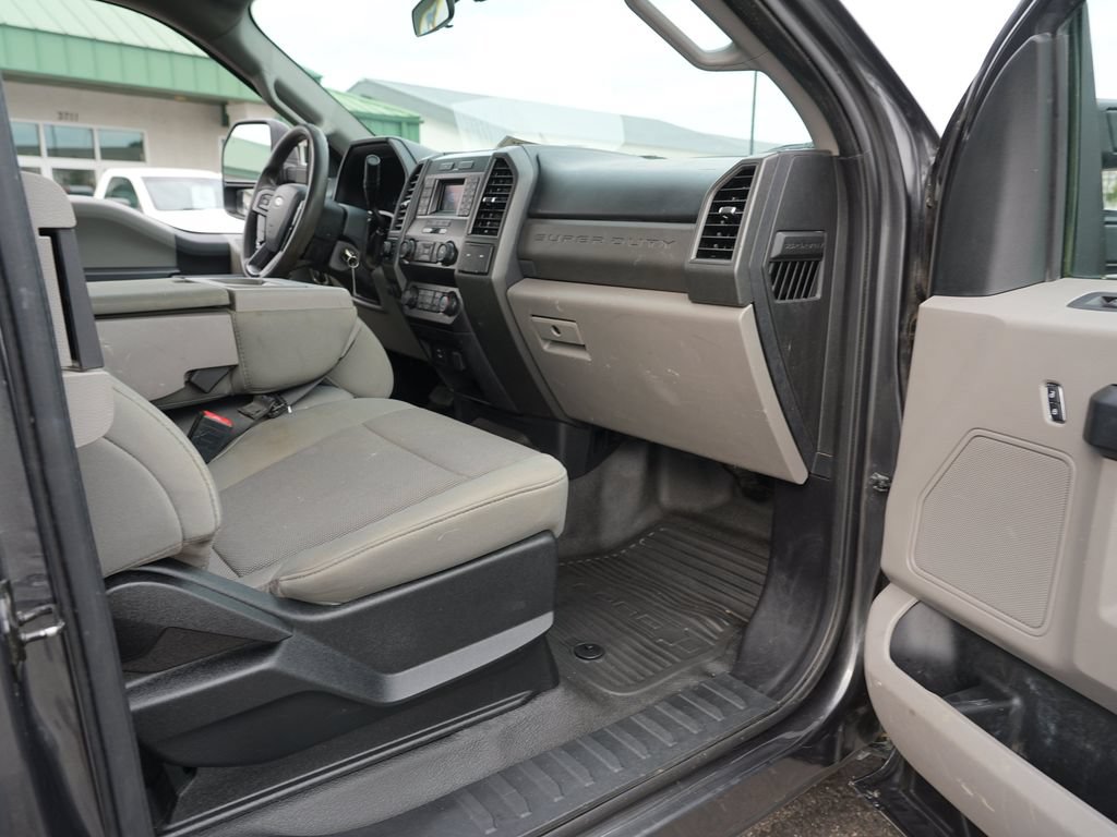 Used 2020 Ford F250 XL w/ Power Equipment Group AWD/4WD image 24