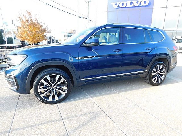 Used 2023 Volkswagen Atlas SEL Premium image 11