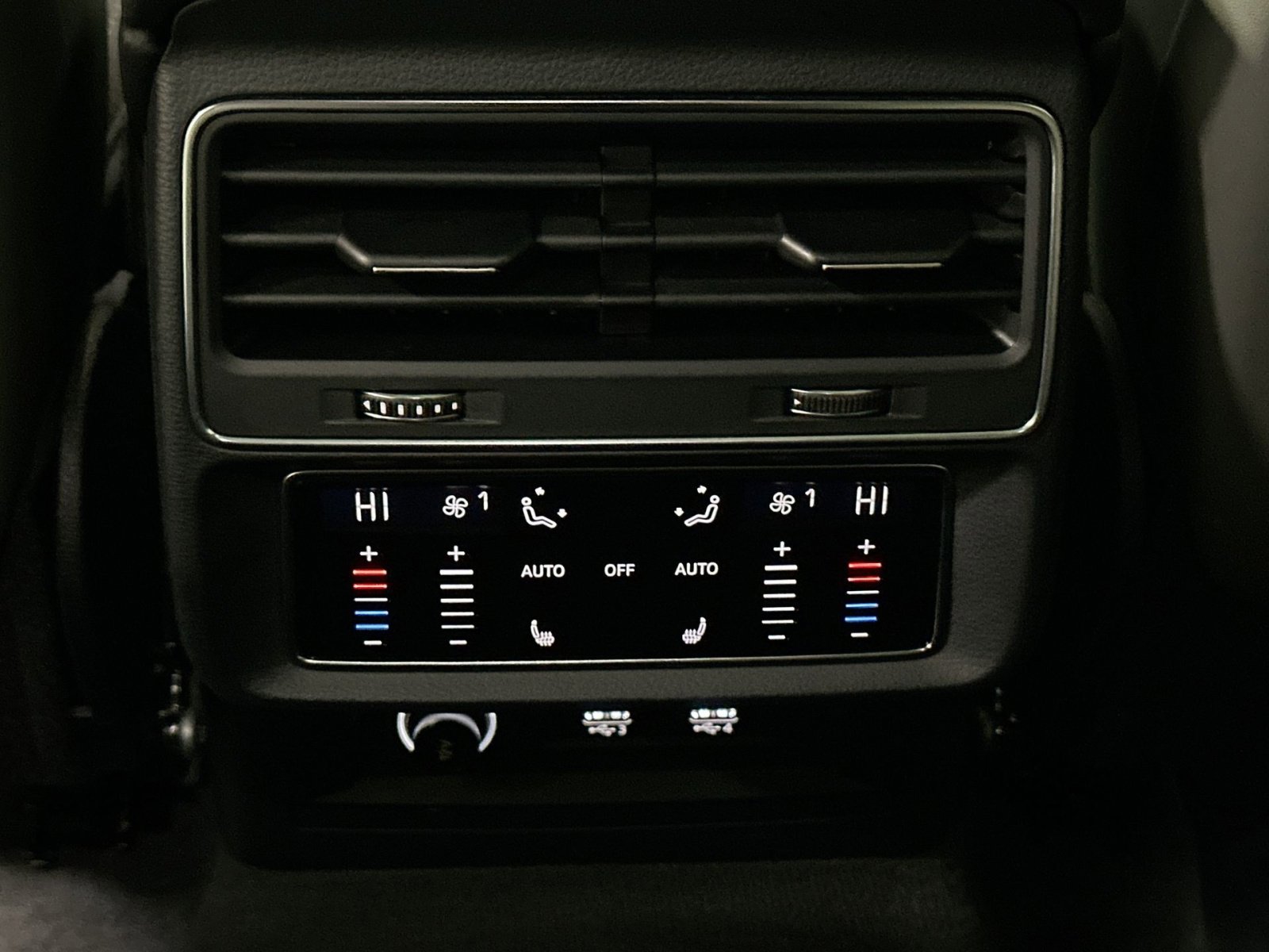 Used 2019 Audi Q8 Premium Plus image 34