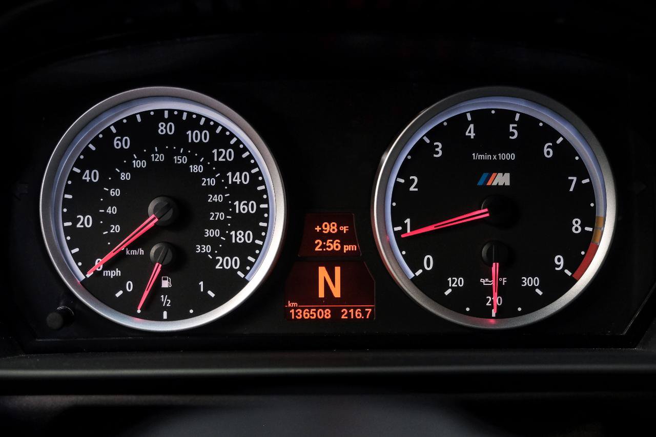 Used 2010 BMW M5 RWD image 21