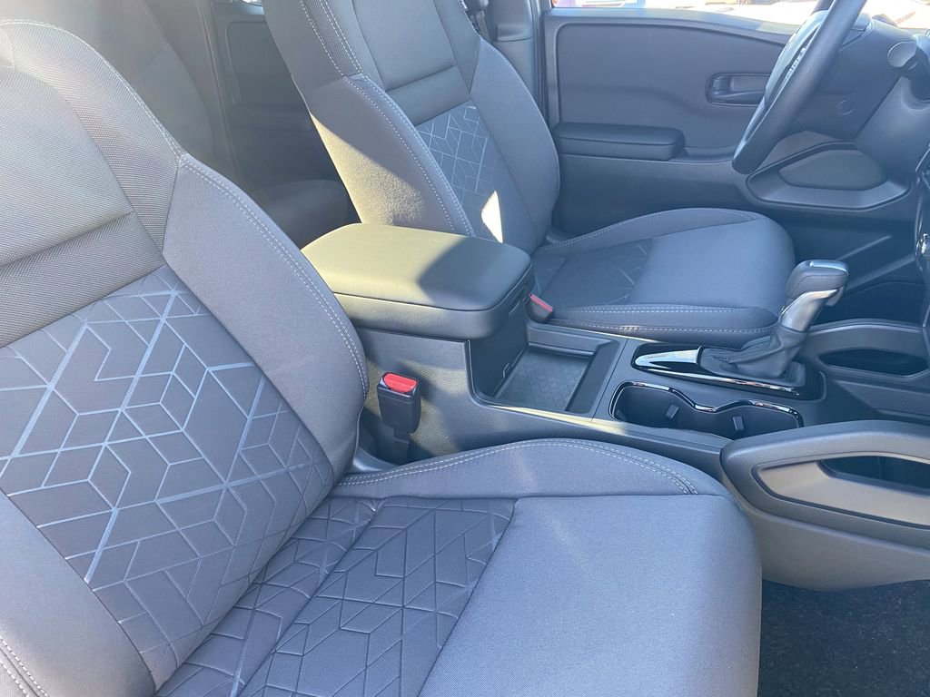 New 2026 Nissan Frontier SV w/ Tow Package image 8