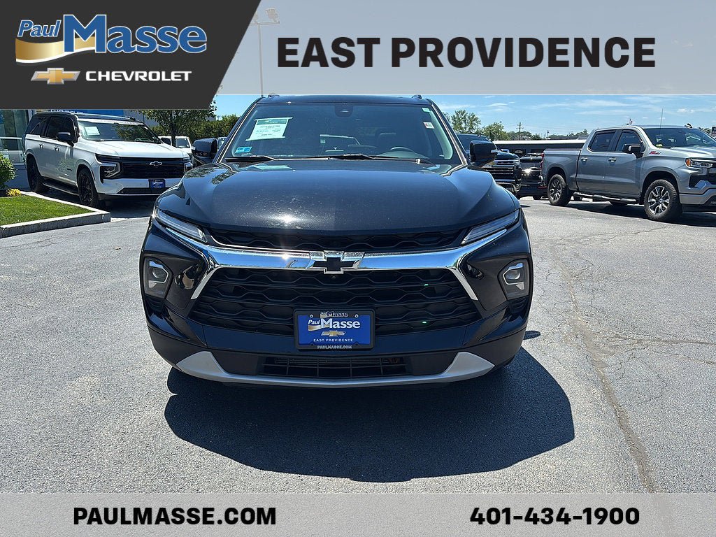 Used 2023 Chevrolet Blazer LT w/ Sound & Technology Package AWD/4WD image 2