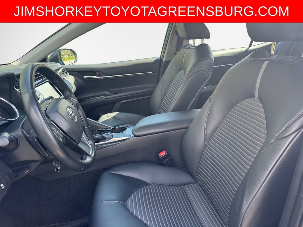 Used 2019 Toyota Camry SE FWD image 12