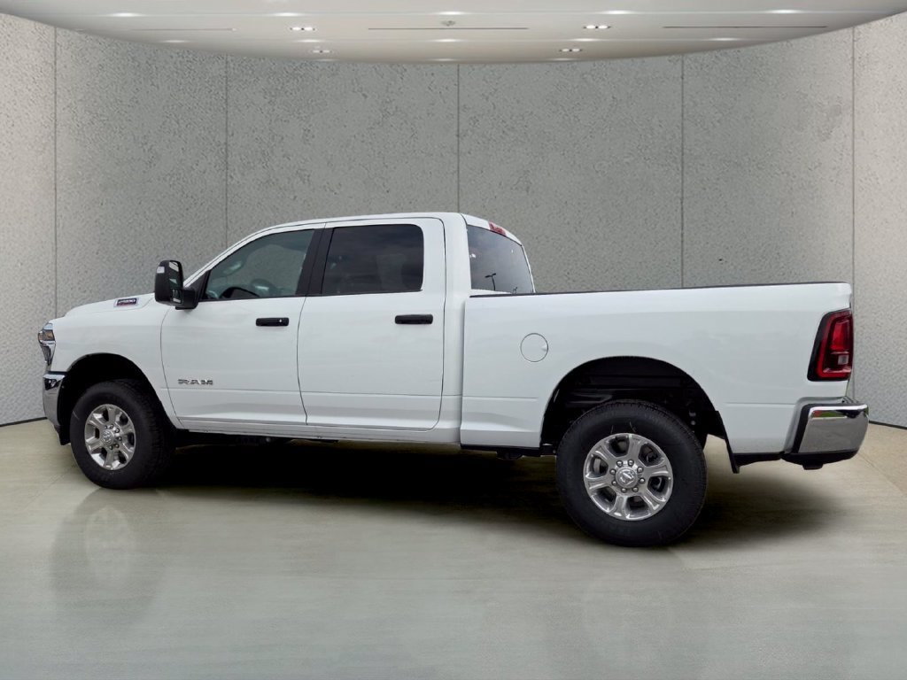 New 2026 RAM 2500 Big Horn AWD/4WD image 8